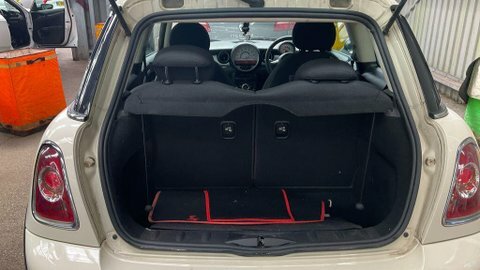 Mini Hatch 1.6 John Cooper Works Black #9