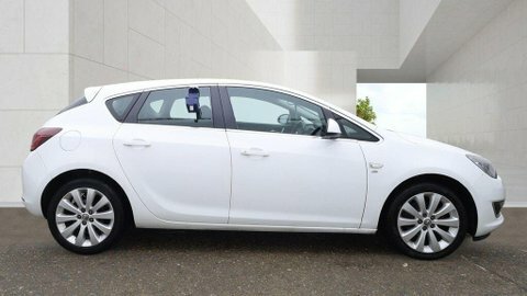 Vauxhall Astra 1.6 16V Elite WV14YUH White #5
