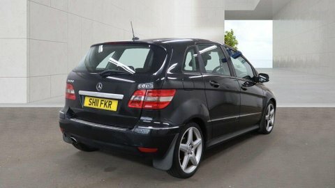 Mercedes-Benz B Class 2.0 B180 Cdi Black #4