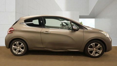 Peugeot 208 1.2 Vti Allure Grey #5