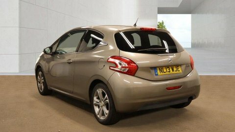 Peugeot 208 1.2 Vti Allure Grey #3