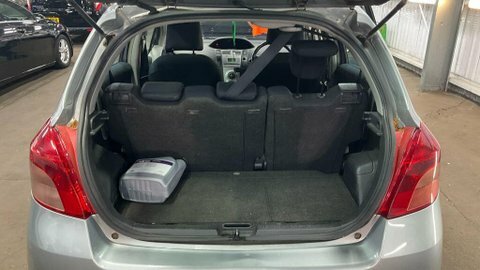 Toyota Yaris Tr Multimode Silver #9