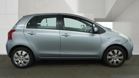 Toyota Yaris Tr Multimode Silver #5
