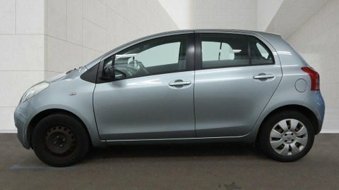 Toyota Yaris Tr Multimode Silver #6