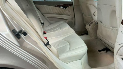 Mercedes-Benz E Class 2.1 E220 Cdi Avantgarde Silver #10