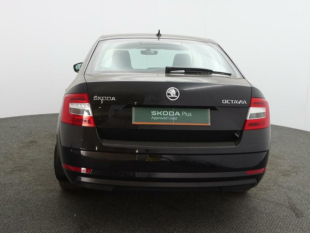 Skoda Octavia 1.0 Tsi Gpf Se Technology Hatchback Dsg GC19WVK Black #6