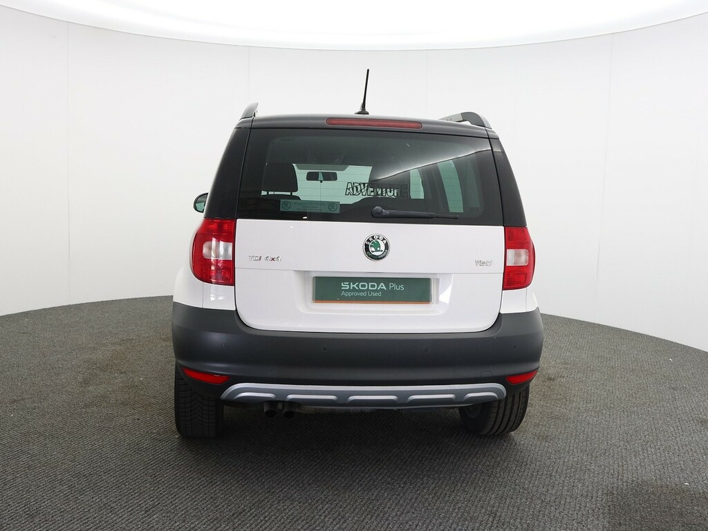 Skoda Yeti 2.0 Tdi Adventure Suv 4Wd Euro 5 White #6