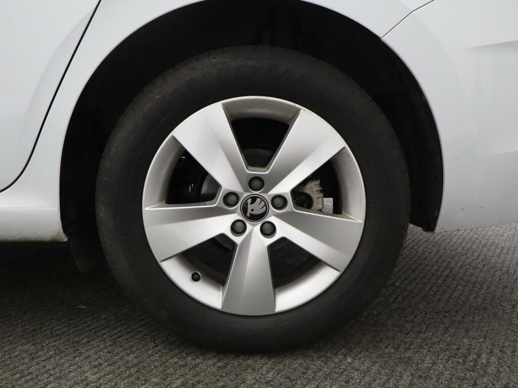 Skoda Scala Se Edition Silver #10