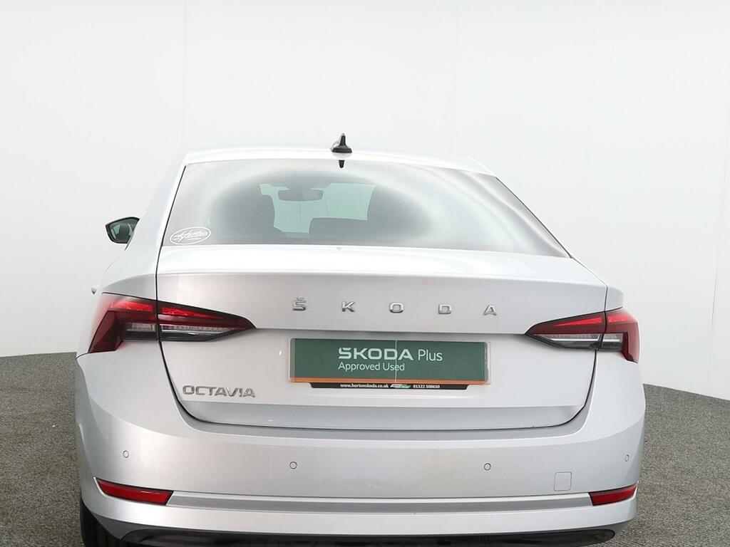 Skoda Octavia 2.0 Tdi Se L Hatchback Dsg Euro 6 Ss FY73BWE Silver #6