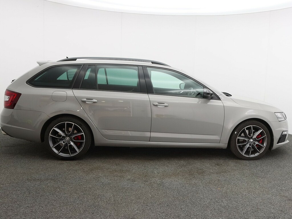 Skoda Octavia Octavia Vrs Tdi S-a Green #8