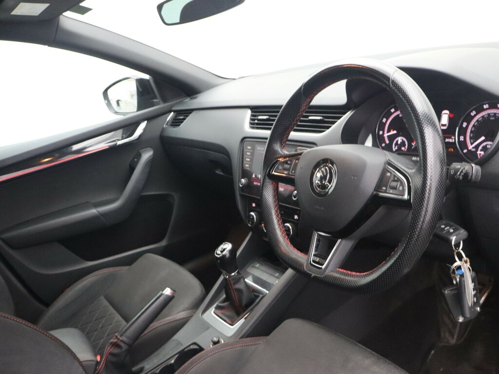Skoda Octavia Octavia Vrs Tdi S-a Green #11
