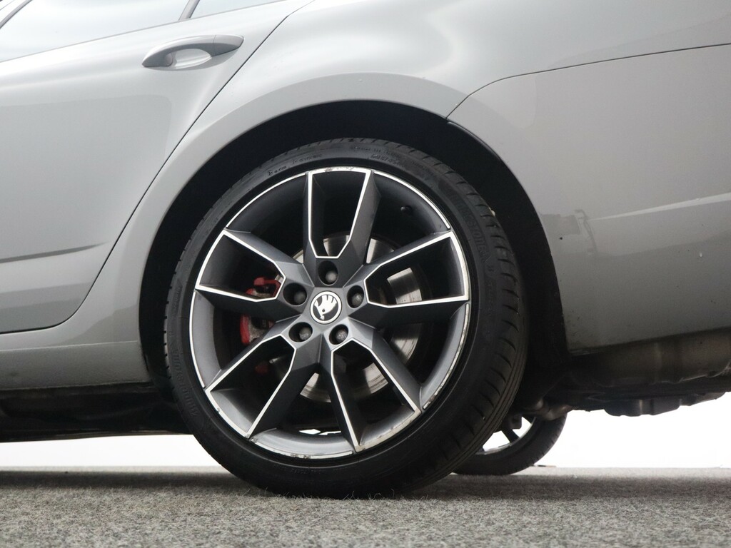 Skoda Octavia Octavia Vrs Tdi S-a Green #20