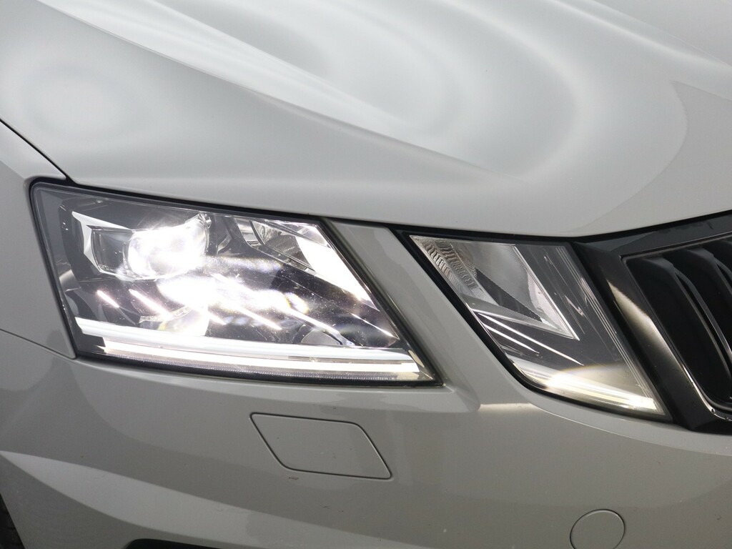 Skoda Octavia Octavia Vrs Tdi S-a Green #12