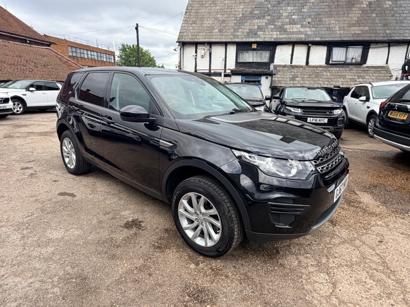 Land Rover Discovery Sport Td4 Se GJ67HUY Black #5