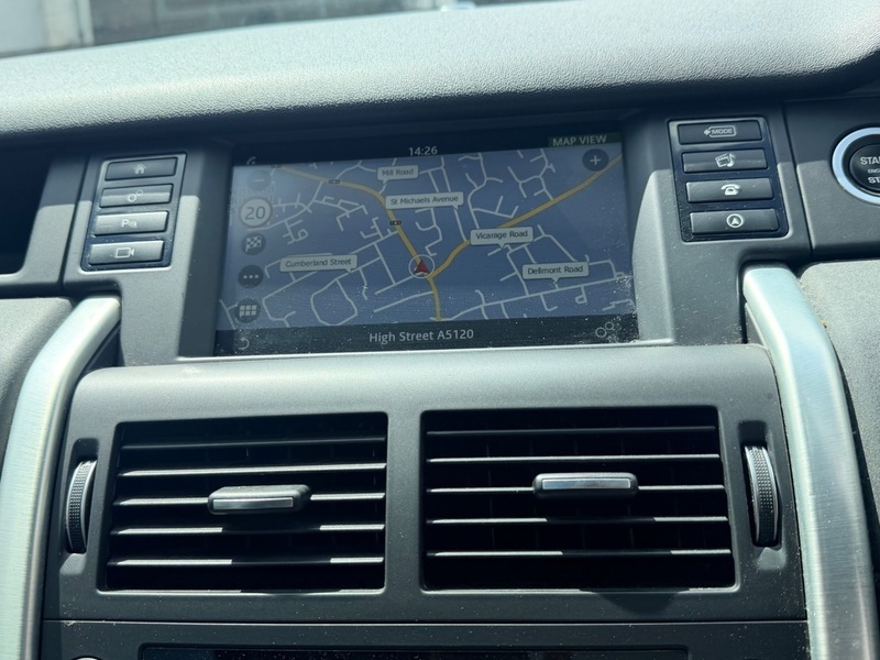 Land Rover Discovery Sport Td4 Hse HF18UOP Grey #4