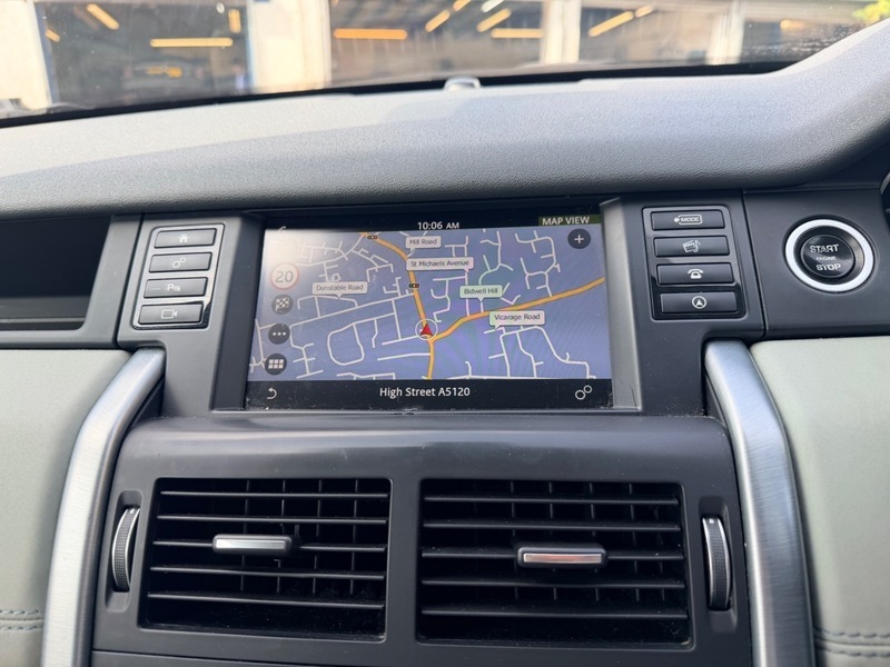 Land Rover Discovery Sport Td4 Se Tech White #5