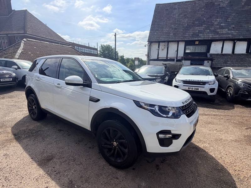 Land Rover Discovery Sport Td4 Se Tech White #3