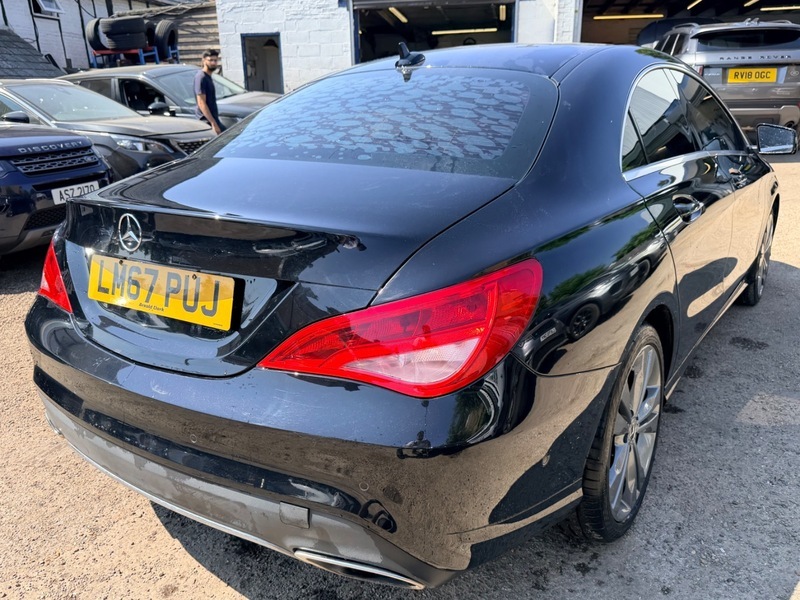 Mercedes-Benz CLA Class Cla 180 Sport Black #4