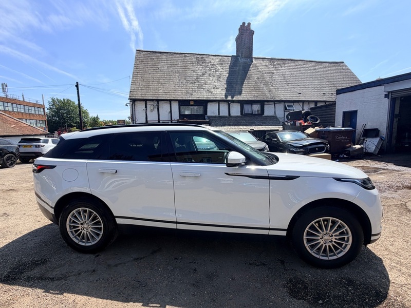 Land Rover Range Rover Velar Core White #5