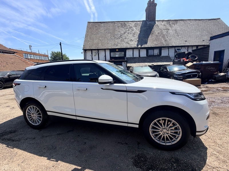 Land Rover Range Rover Velar Core White #6