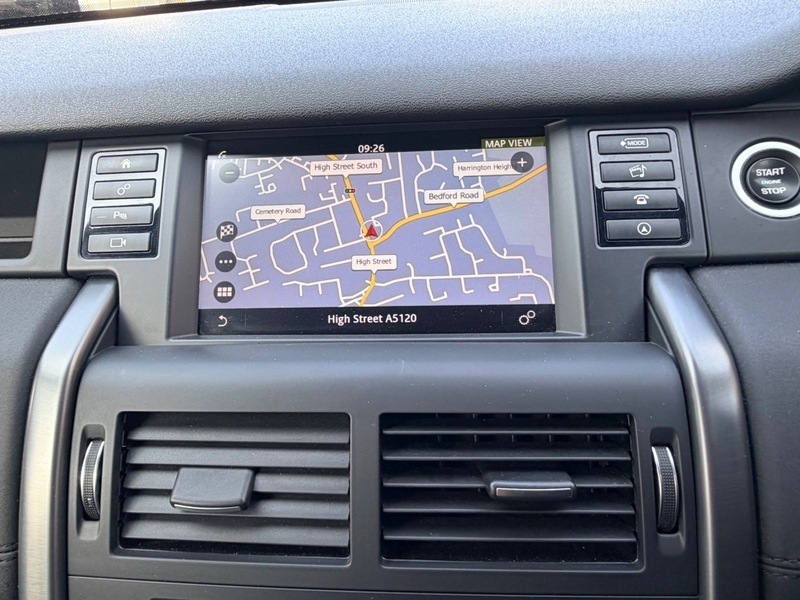 Land Rover Discovery Sport Td4 Landmark White #3