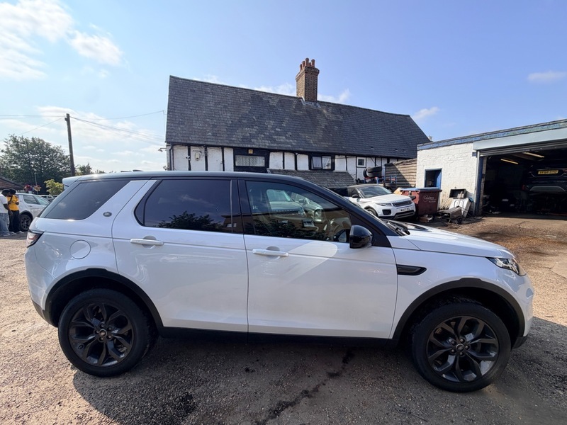 Land Rover Discovery Sport Td4 Landmark White #5