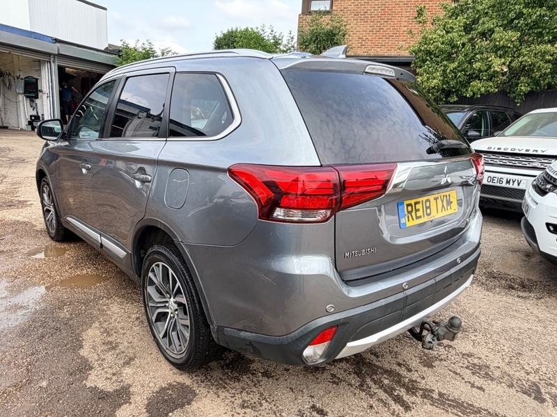 Mitsubishi Outlander 2.0 Phev Gx4hs White #10
