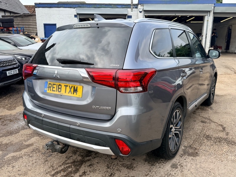 Mitsubishi Outlander 2.0 Phev Gx4hs White #8