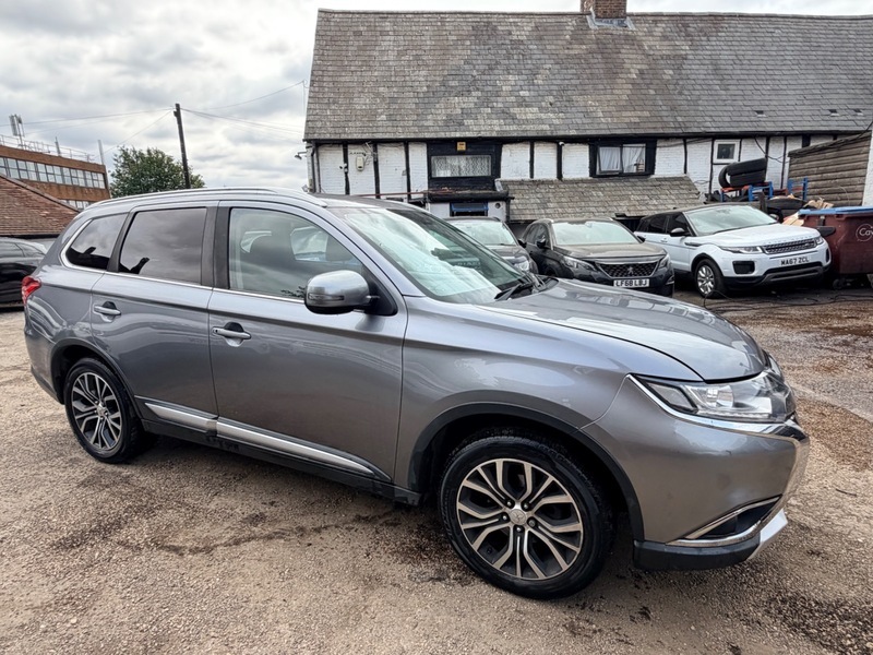 Mitsubishi Outlander Di-d 3 Grey #5