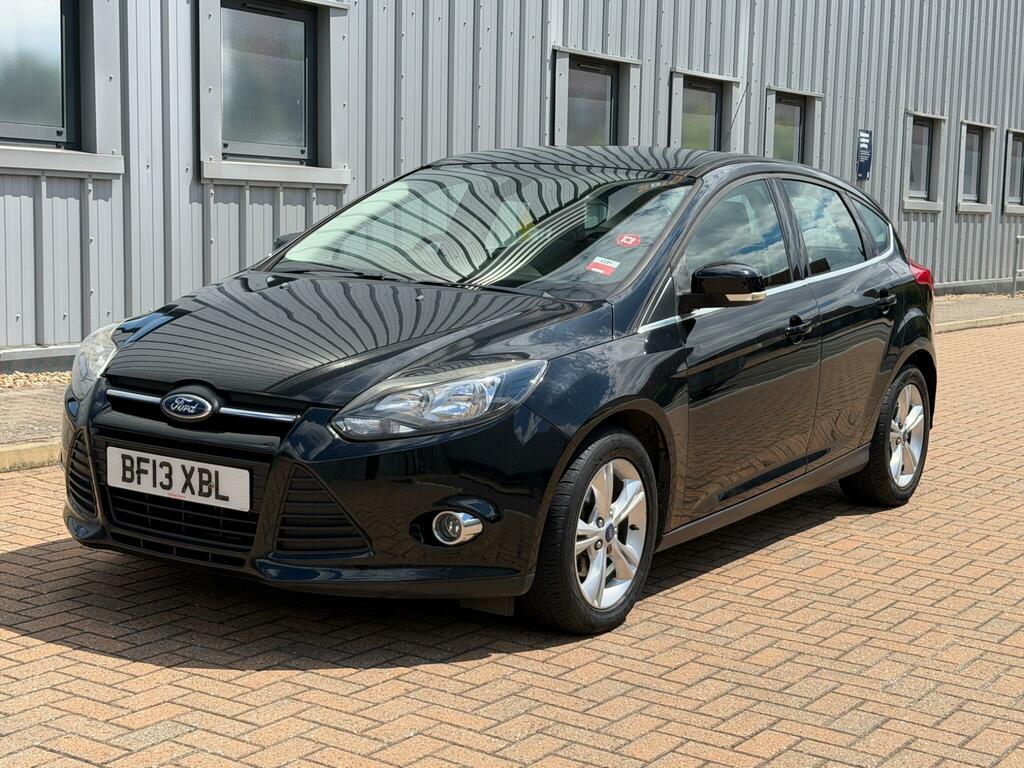 Ford Focus 1.6 Zetec Powershift Euro 5 Black #4