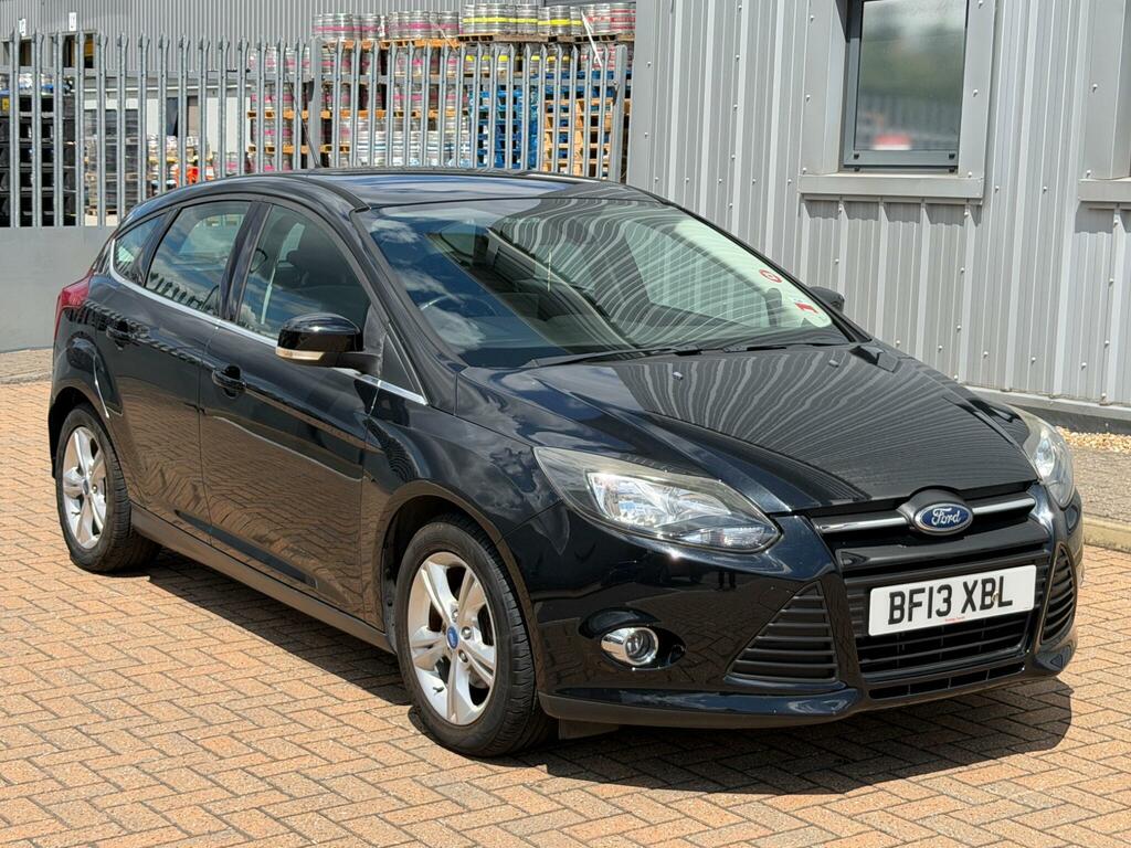 Ford Focus 1.6 Zetec Powershift Euro 5 Black