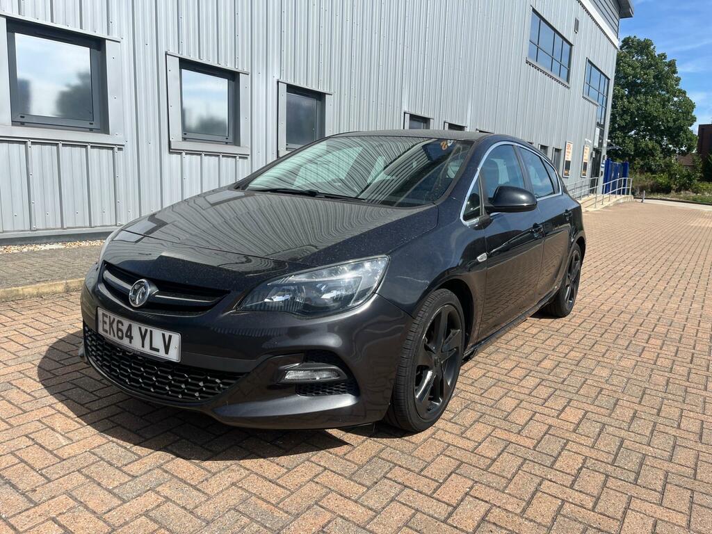 Vauxhall Astra Limited Edition Black #2