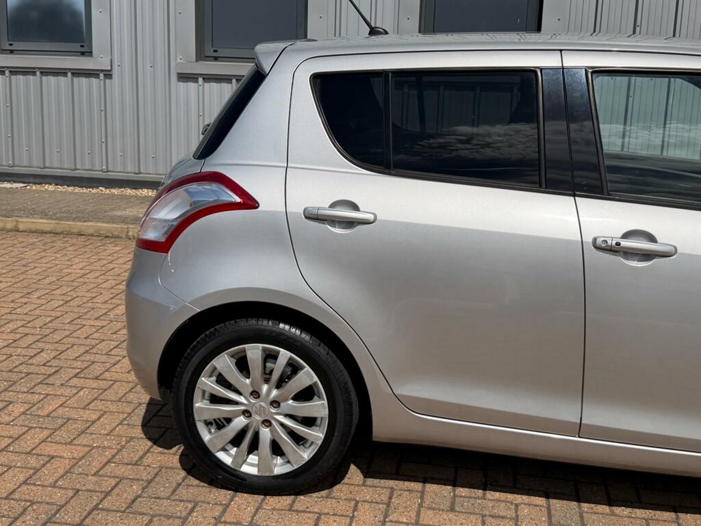 Suzuki Swift Hatchback Orange #40