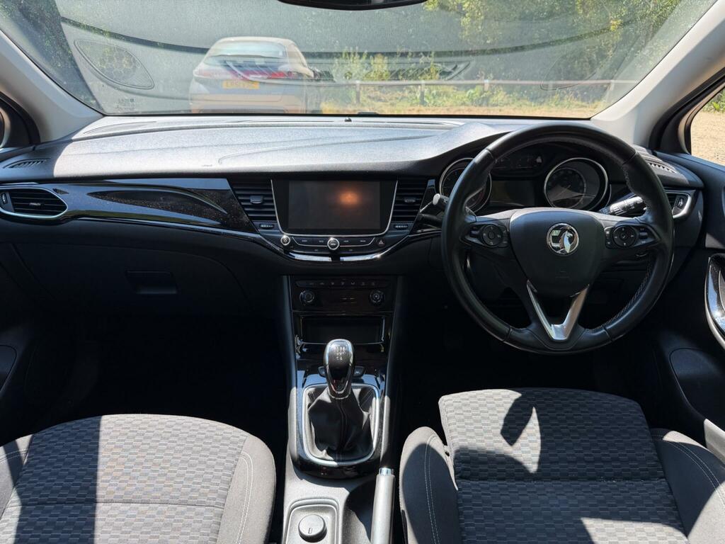 Vauxhall Astra 1.4I Turbo Sri Sports Tourer Eur Red #18