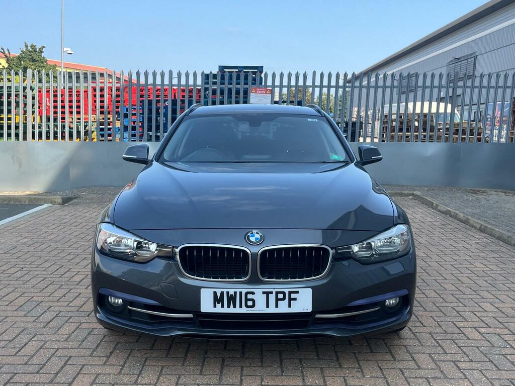 BMW 3 Series Black #10