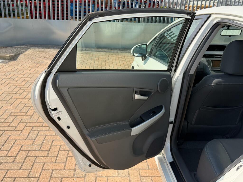 Toyota Prius 2010 10 T Red #41
