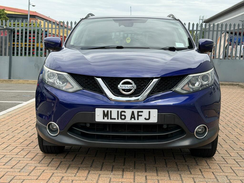 Nissan Qashqai Tekna Blue #2