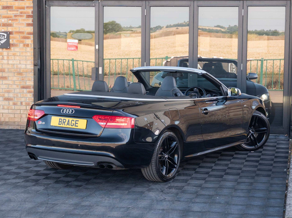 Audi S5 Convertible 3.0 Black #34