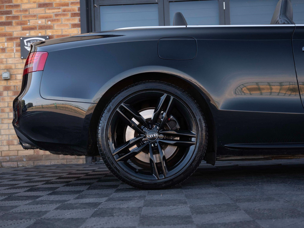 Audi S5 Convertible 3.0 Black #18