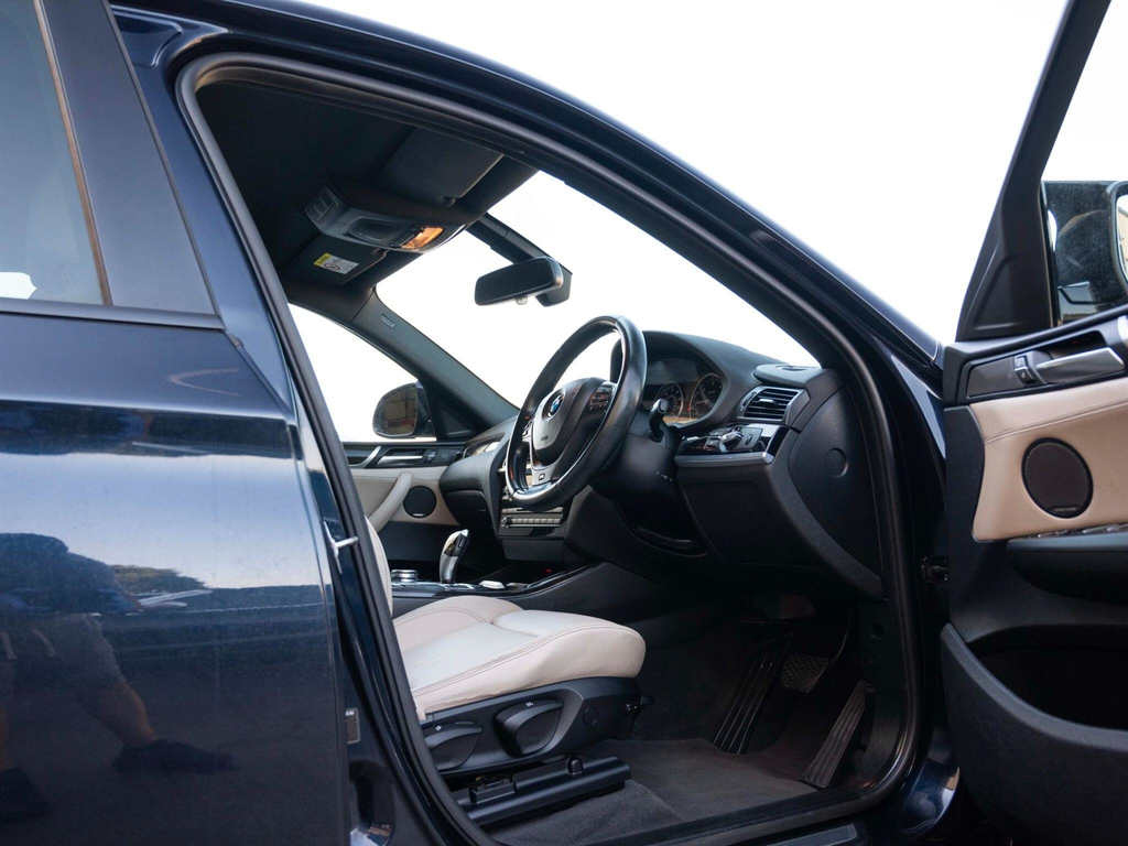 BMW X4 White #16