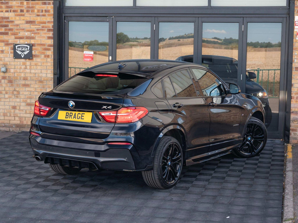 BMW X4 White #79