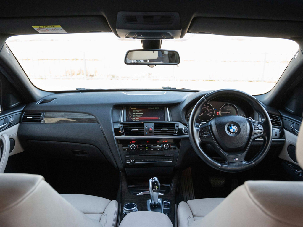BMW X4 White #18