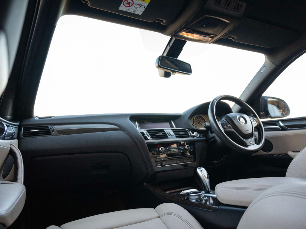BMW X4 White #27