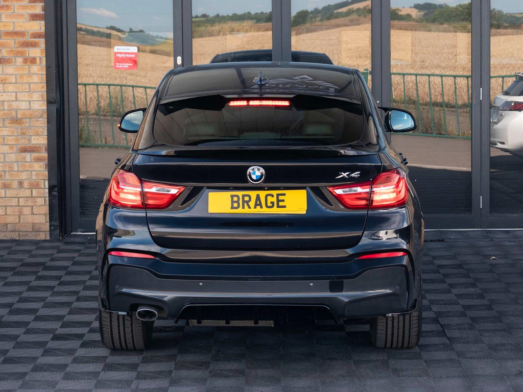 BMW X4 White #62