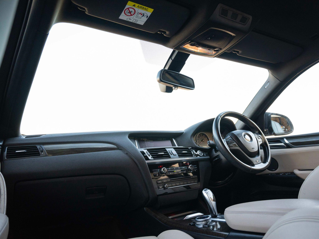BMW X4 White #33