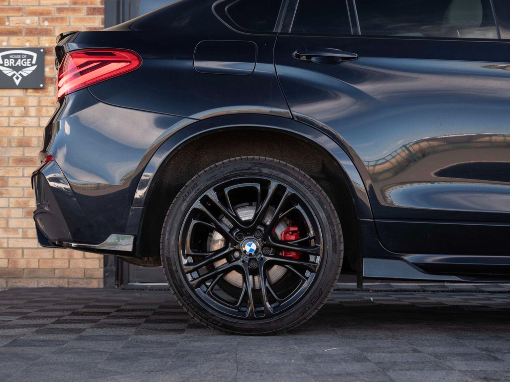 BMW X4 White #68