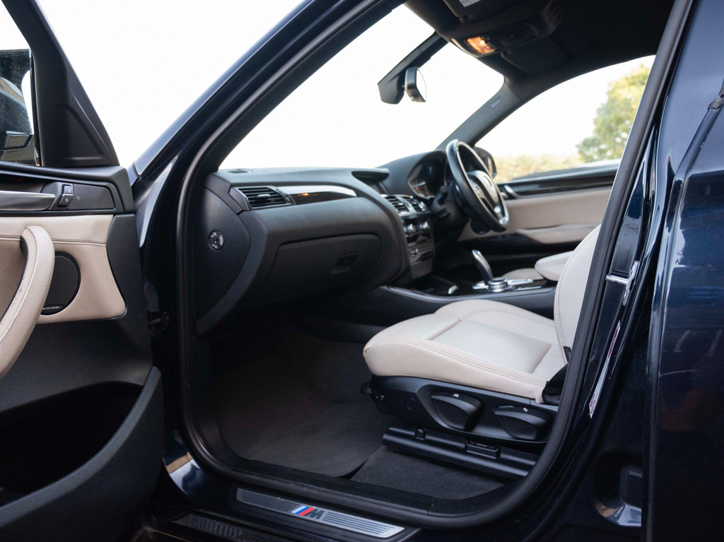 BMW X4 White #32