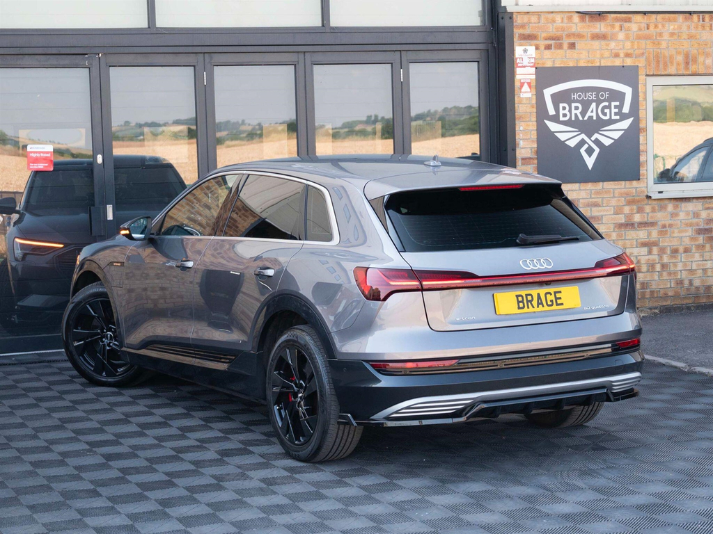 Audi E-tron 50 Sport Quattro 71.2Kwh Grey