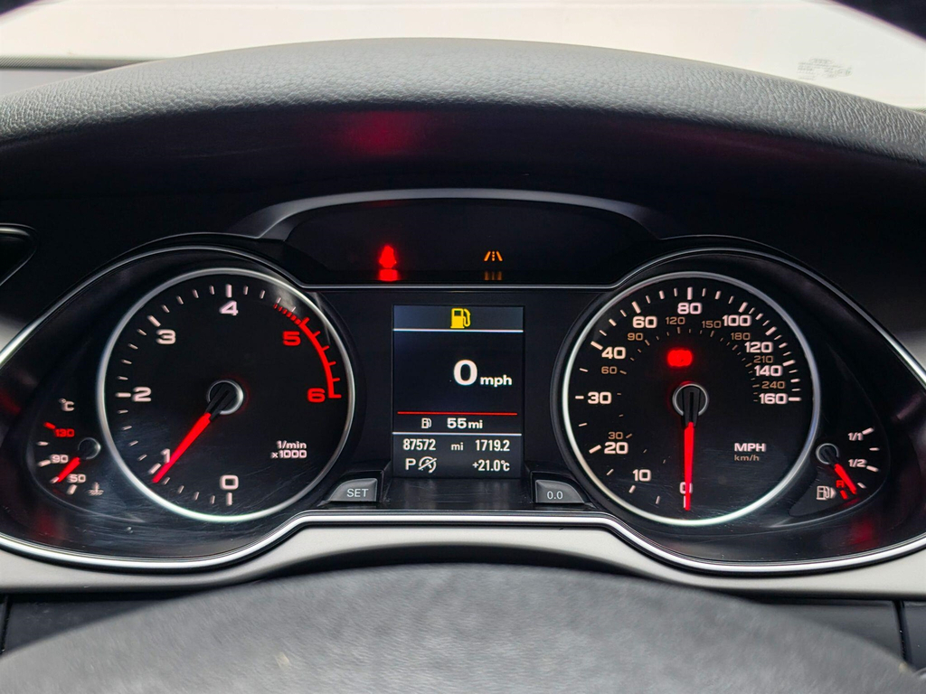 Audi A4 Avant Avant 2.0 Red #17