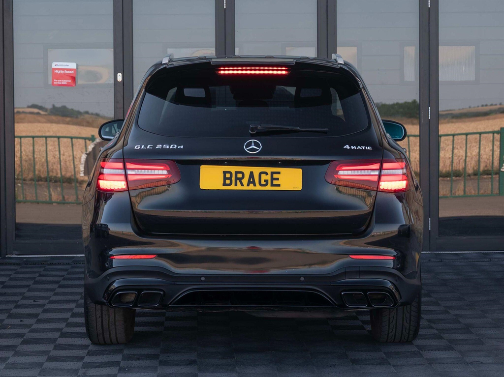 Mercedes-Benz GLC Class 2.1 D Amg Line Premium Plus G-tronic 4Matic Euro Black #4